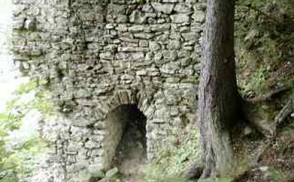 Jeskyně Hladomorna u obce Holštejn